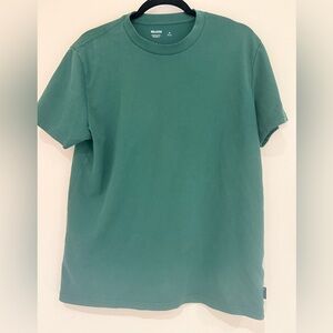 Hollister Cooling Green T-Shirt Size Medium